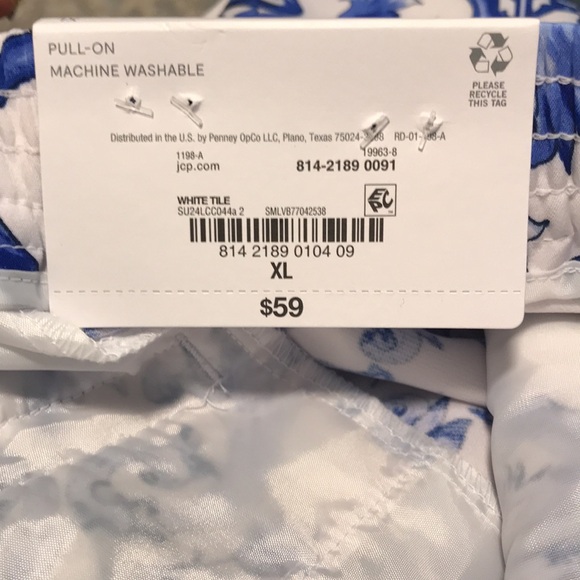 NEW Liz Claiborne Straight Fit Straight Trouser. XL - Picture 9 of 9